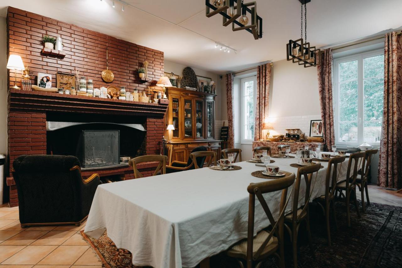 B&B Le Domaine Des Marcoujans Saint-Elix-le-Chateau Екстериор снимка